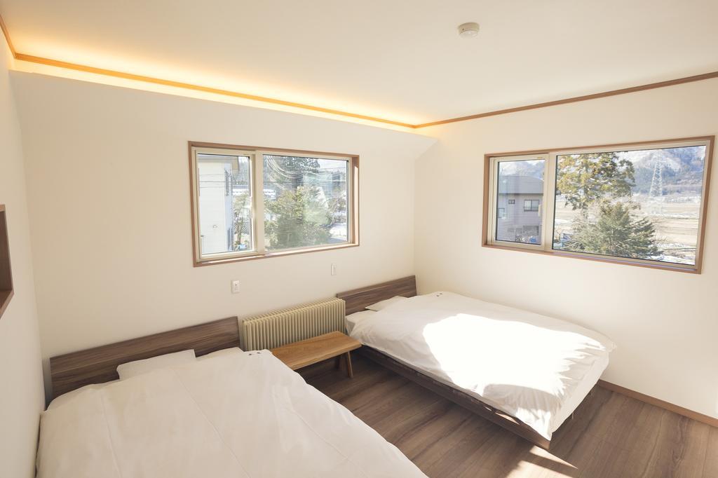 האקובה Ryokan Mokuzin חדר תמונה